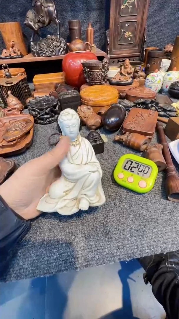 【闪购商品】贡木木雕人物1个非常排量