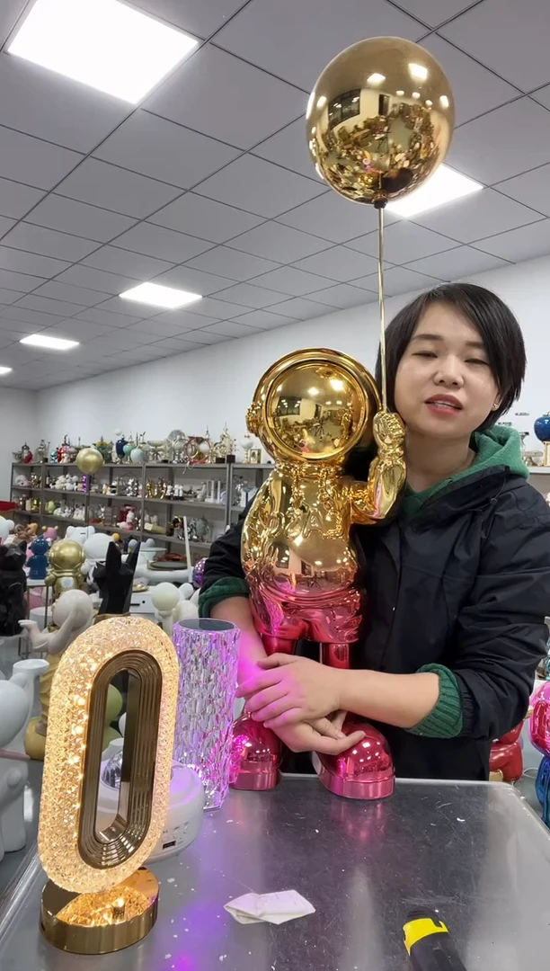 【闪购商品】悦美潮酷宇航员粉色渐变