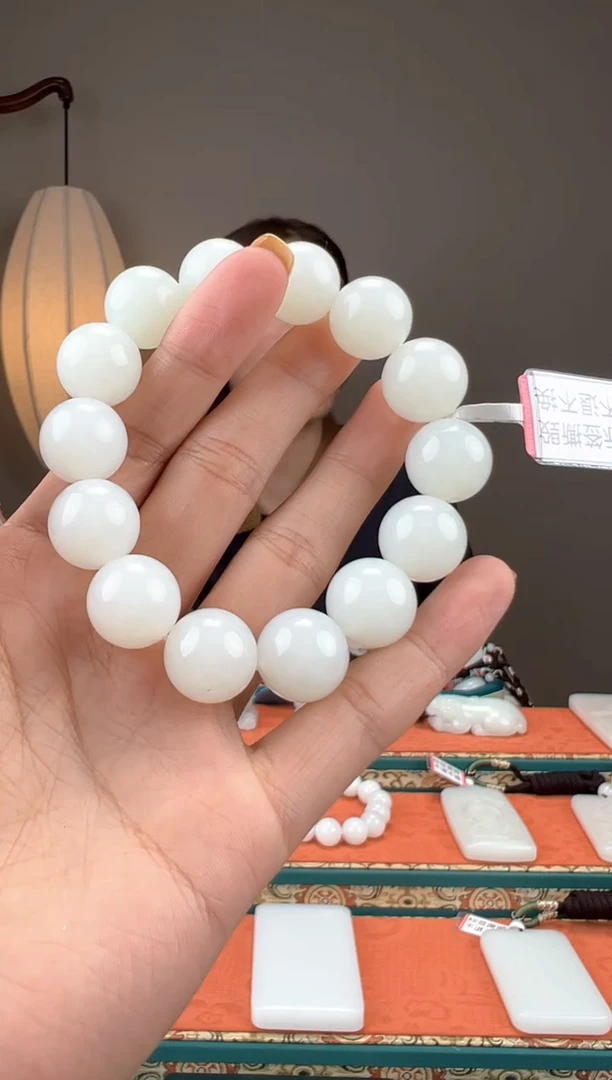 【闪购商品】和田玉颈饰未镶嵌1