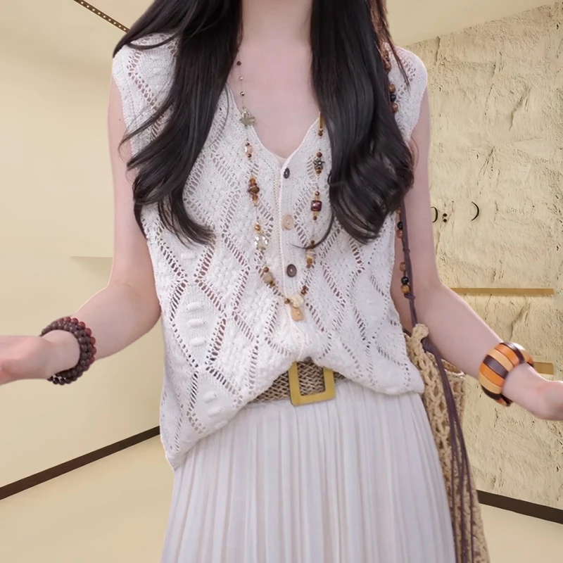 度假感镂空马甲女款外穿洋气高级感背心2025新款五一出游穿搭女装