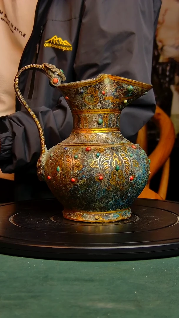 摆件爱****！精品陶瓷摆件