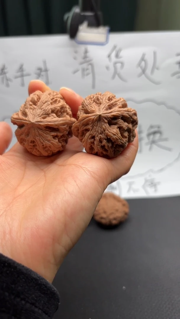 吊坠文玩核桃19粗筋