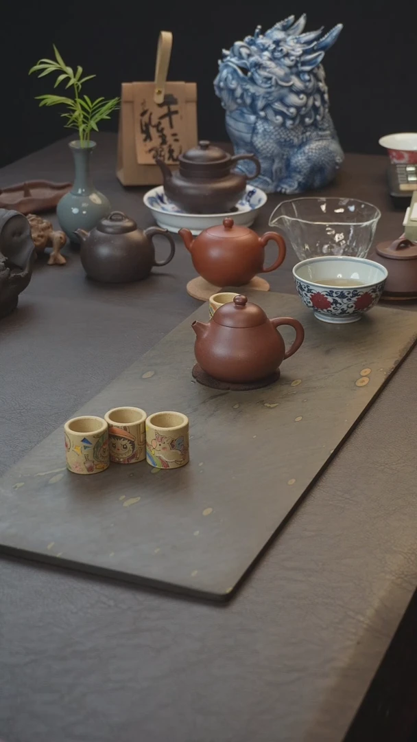 茶壶紫砂爸***局云南·古树白茶·冰岛白