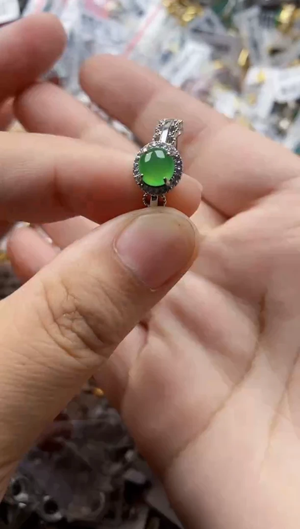 银S925镶嵌戒指翡翠333    1