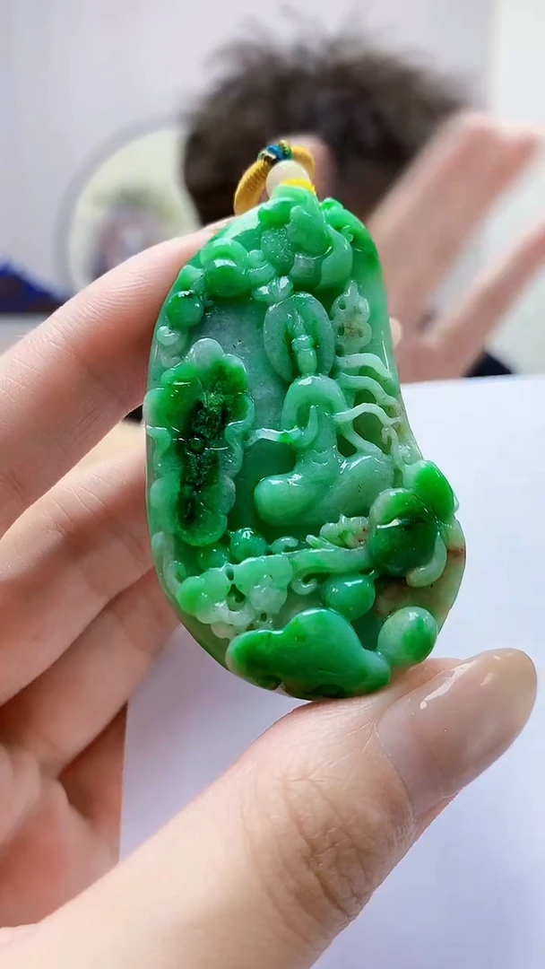 未镶嵌定制翡翠4688MM-毛货挂件12