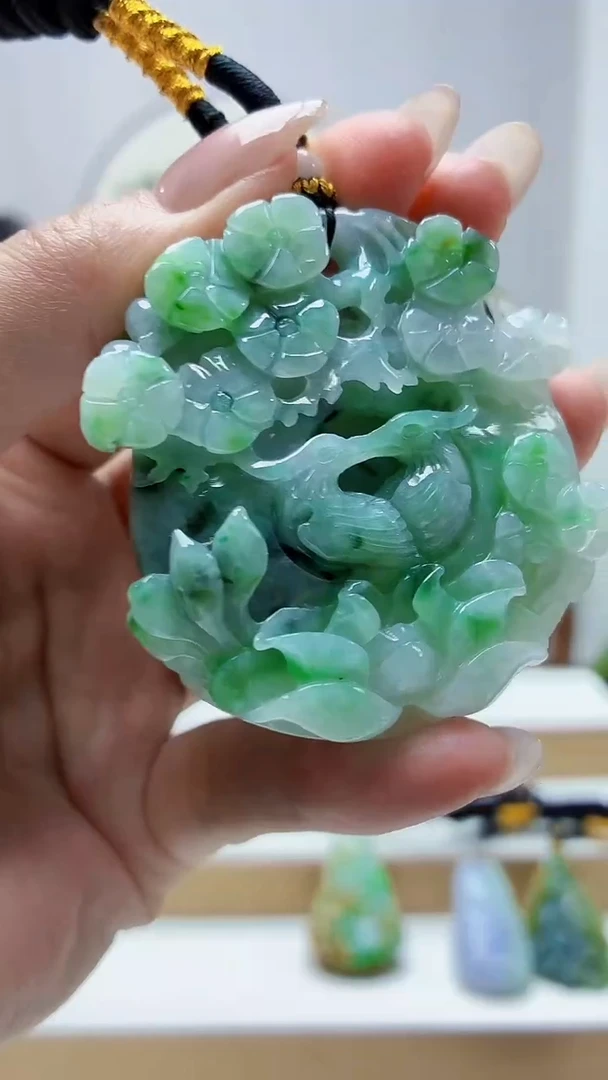 未镶嵌定制翡翠5060MM-毛货挂件25