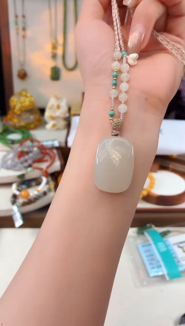 未镶嵌和田玉吊坠@@B5821D015486