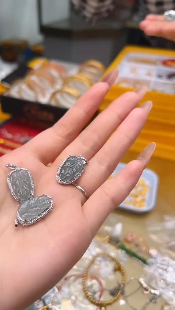 【闪购商品】翡翠颈饰银S925镶嵌【SG】0211012