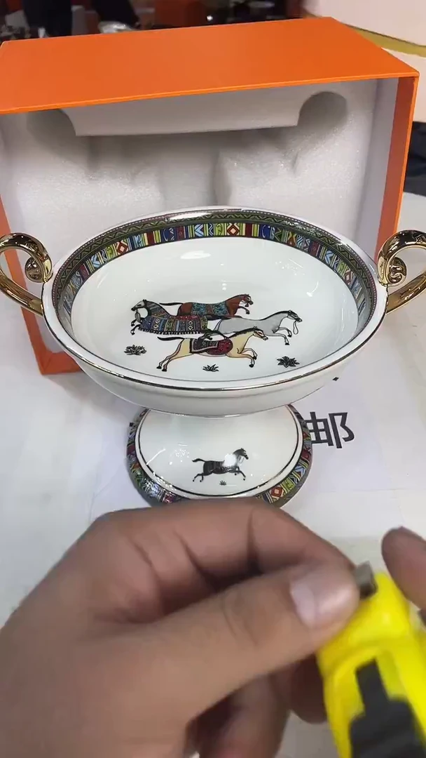 杯鸿辉家品牌瓷器，京东包邮！