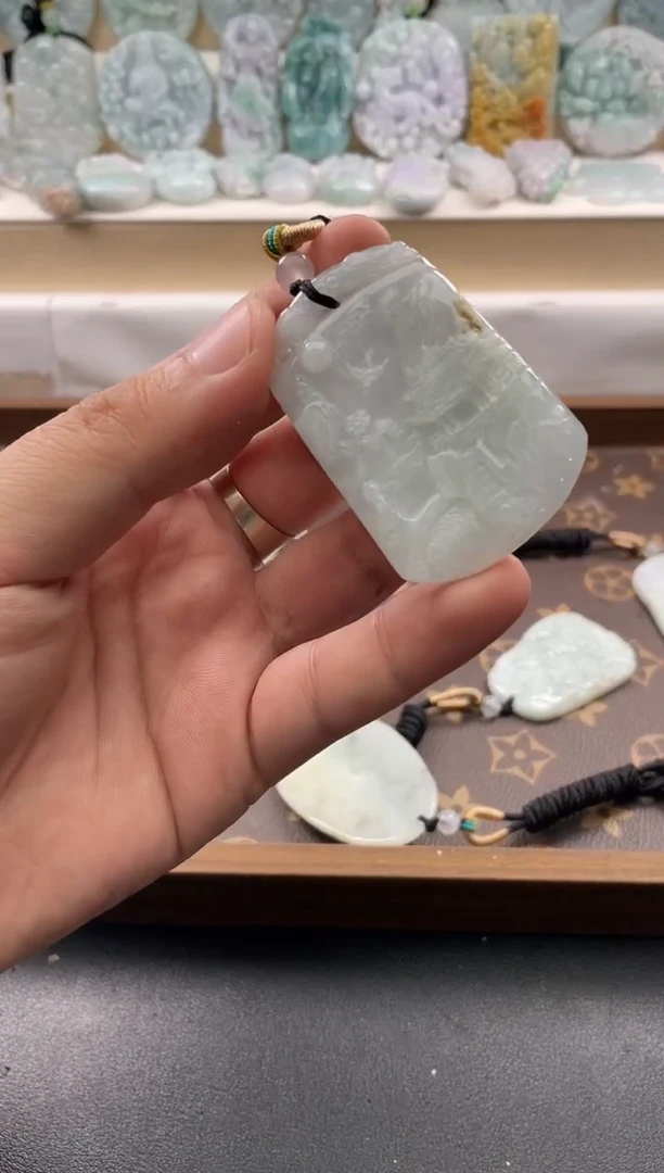 颈饰未镶嵌翡翠25/10/25/.287