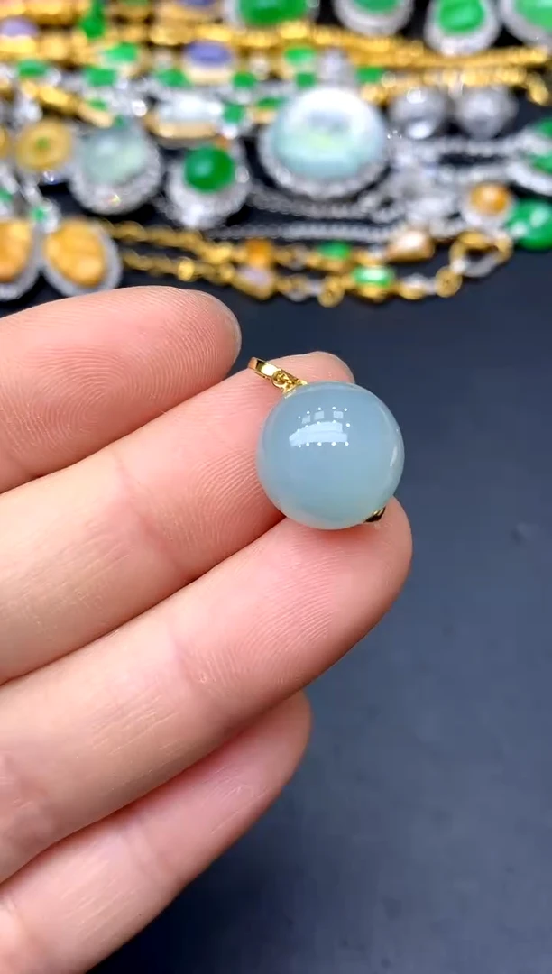 颈饰18K金镶嵌翡翠160-中国好珍宝