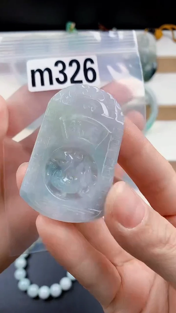 颈饰未镶嵌翡翠天然翡翠吊坠挂件