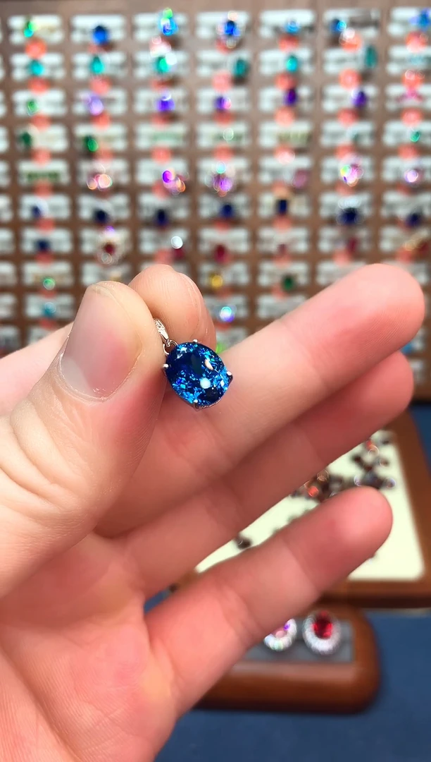 吊坠(赠链)银S925镶嵌帕拉依巴碧玺......