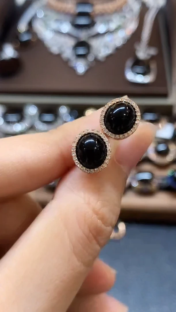 18K金镶嵌翡翠耳饰C180 不退换