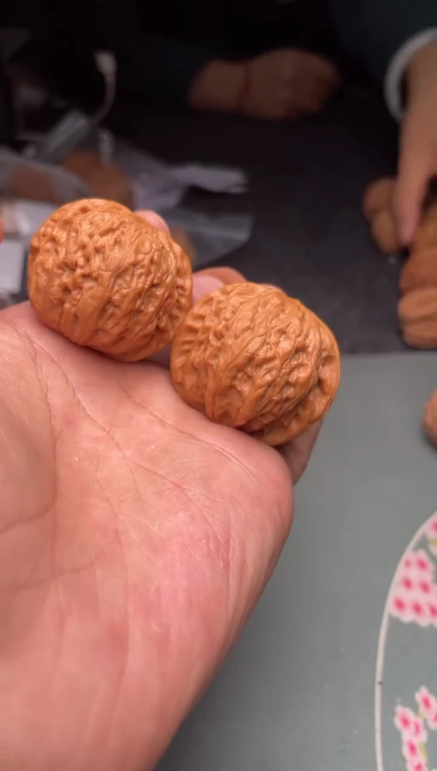 把件文玩核桃a204   铁锤39尺