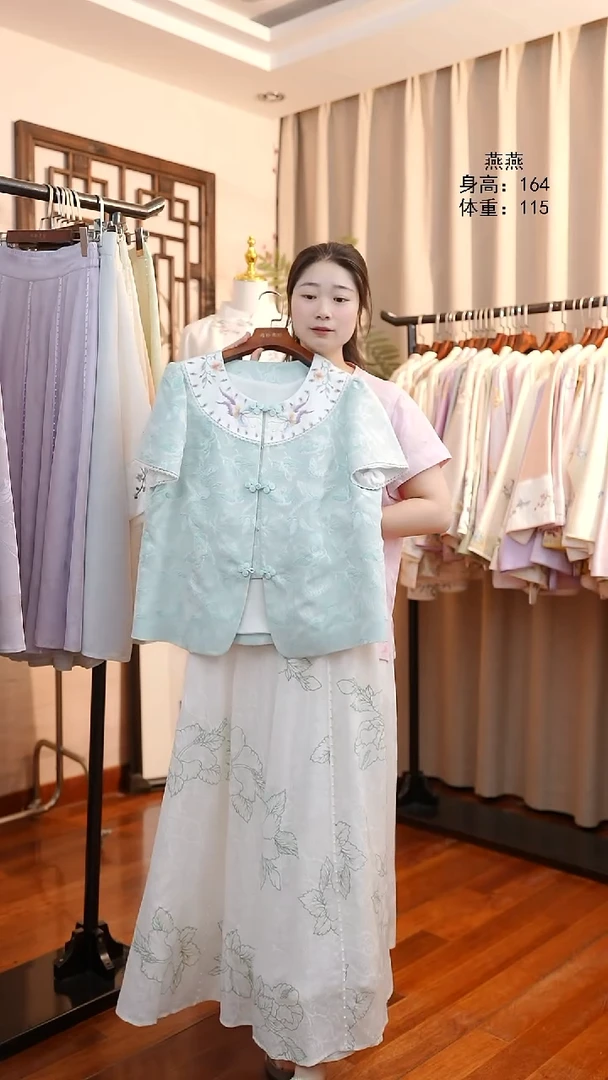 刺绣花罗半身裙 阅聆刺绣新中式非遗服饰