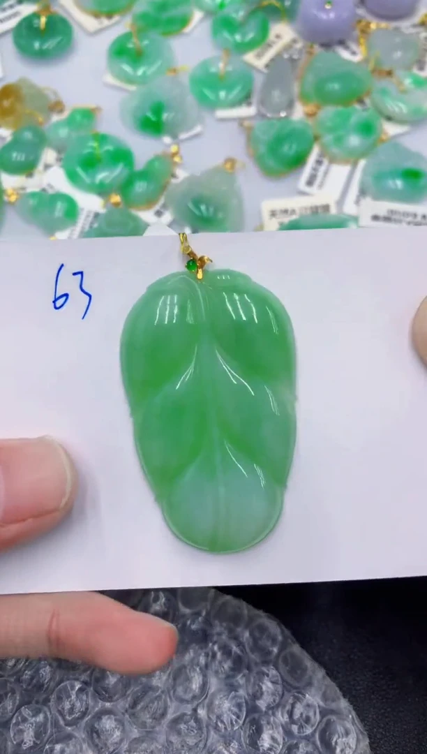 颈饰18K金镶嵌翡翠@*丫111111