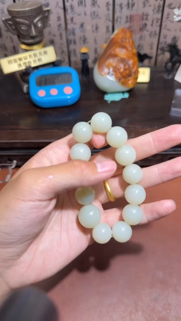 未镶嵌和田玉挂件和田玉