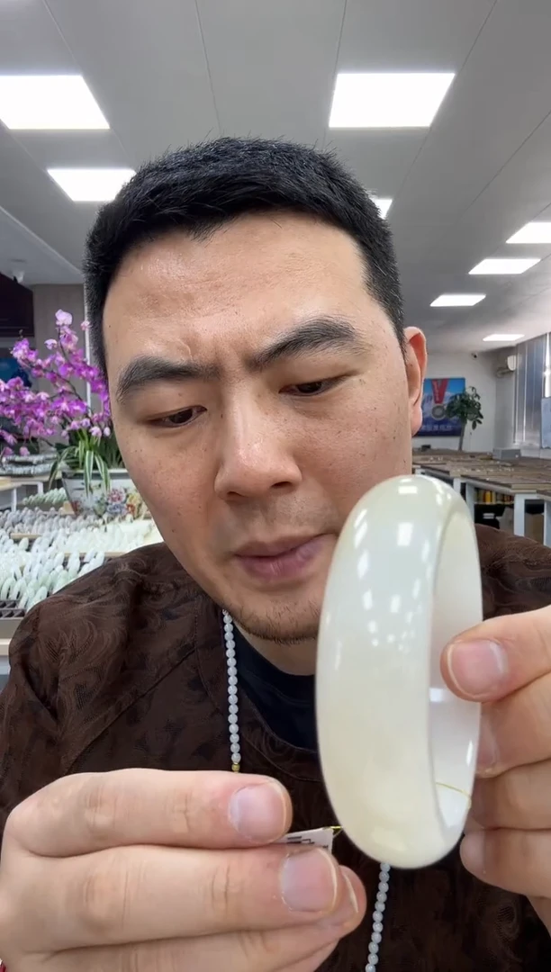 未镶嵌手镯和田玉60  w42