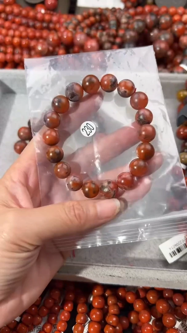 南红玛瑙手串未镶嵌11+