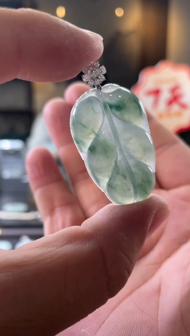 颈饰18K金镶嵌翡翠DDJ52664/多样性发一件