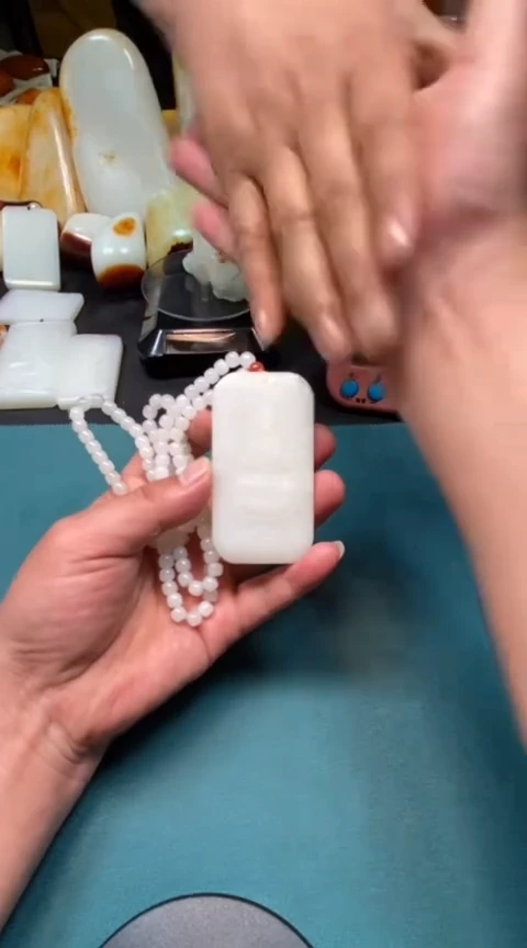 和田玉未镶嵌挂件和田玉