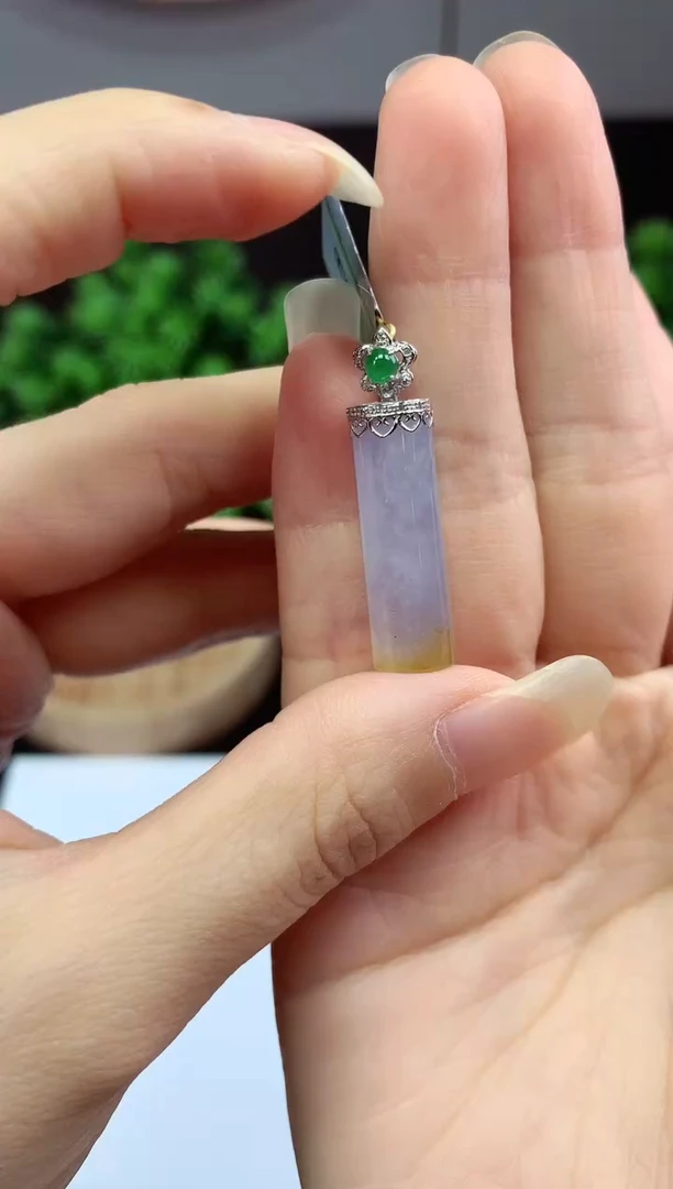 吊坠(不含链)18K金镶嵌翡翠特色件多样性发其一@@CMT