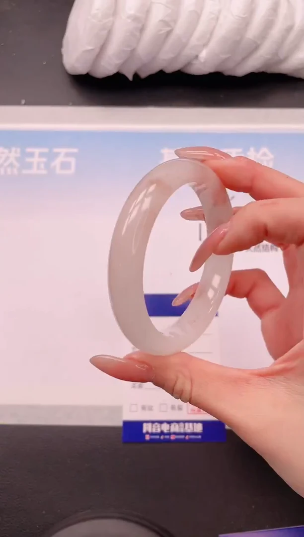 未镶嵌手镯石英质玉18V101-60