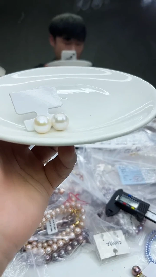 未镶嵌耳饰淡水珍珠白珠耳饰（多样性发一）