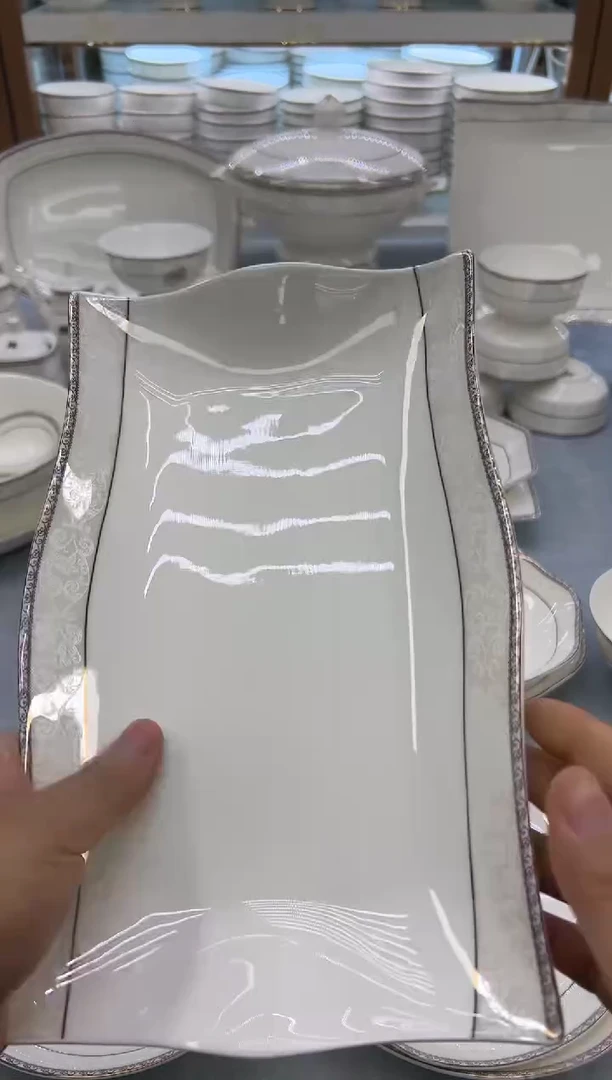 骨瓷玲珑11波浪鱼1个