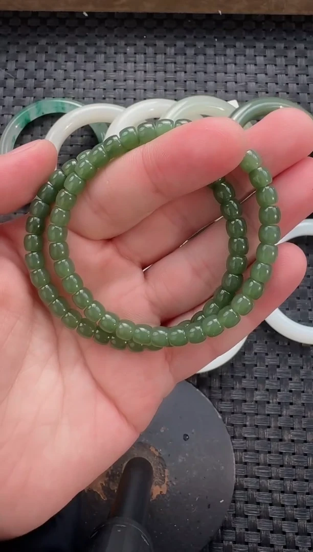 颈饰未镶嵌和田玉直切（多样性发货拍一发一）