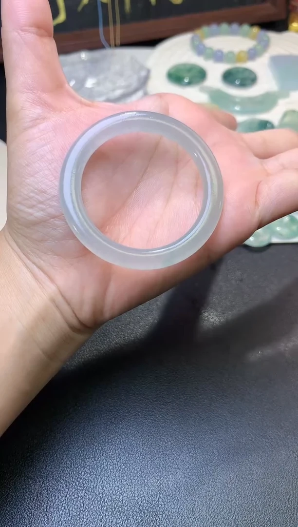 未镶嵌定制翡翠毛货