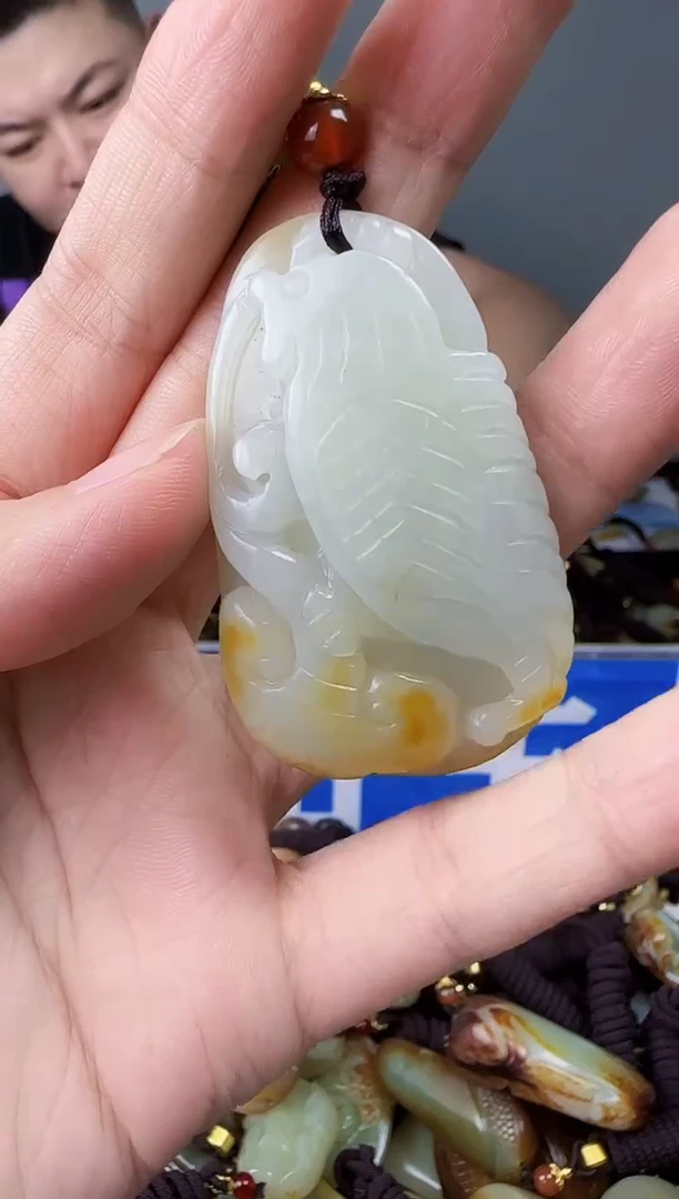 和田玉未镶嵌颈饰1