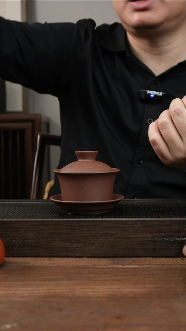 茶杯紫砂紫泥马蹄形盖碗      150CC