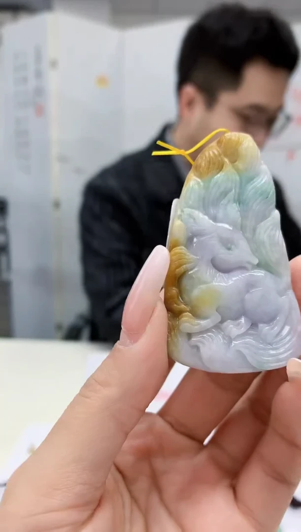 【闪购商品】定制翡翠未镶嵌5153lr-毛货挂件187