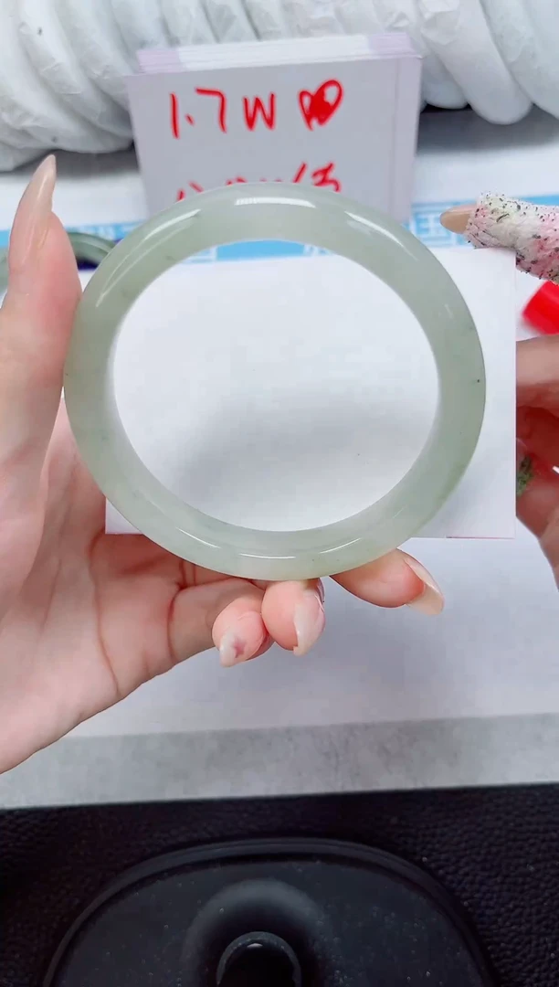未镶嵌手镯石英质玉259-60/61