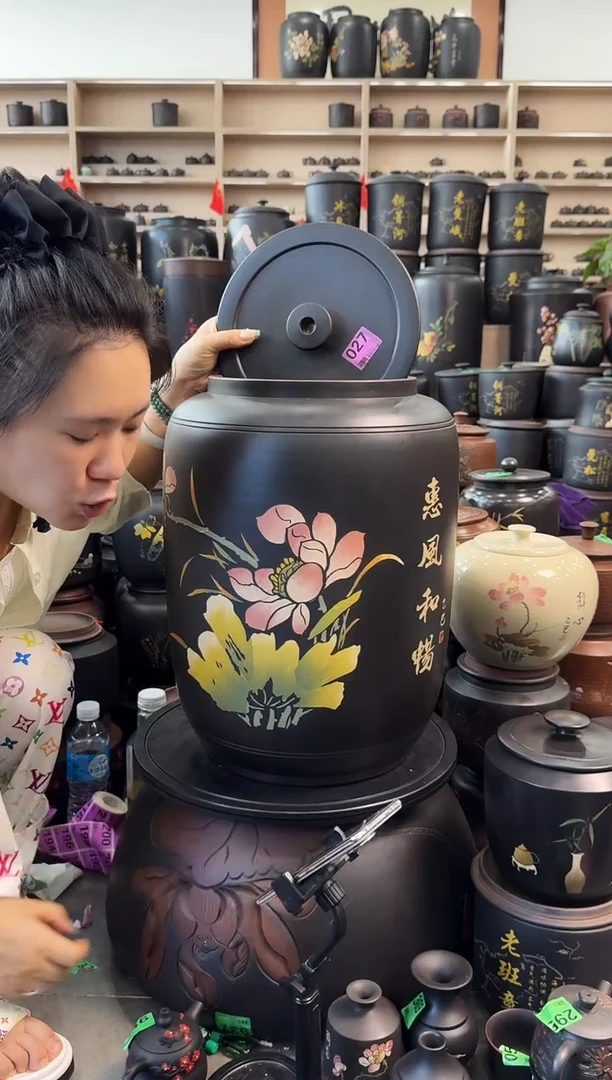 罐瑕疵水缸28升彩填   027