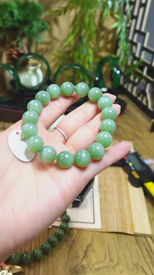 【闪购商品】和田玉手串未镶嵌俄料碧玉粉青卡12mm