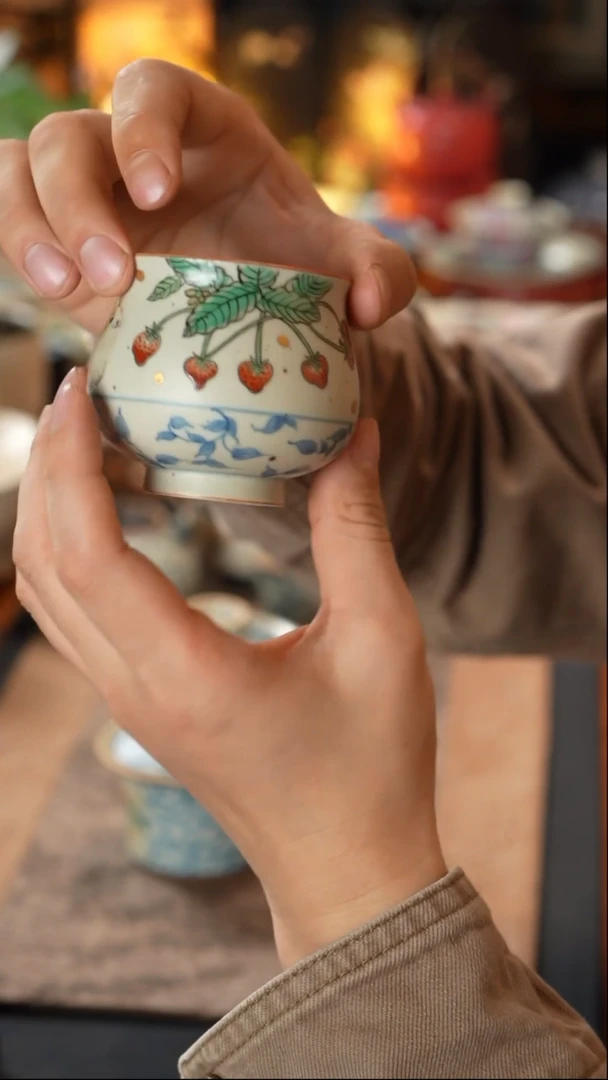【闪购商品】素谷青花加彩兔子主人杯