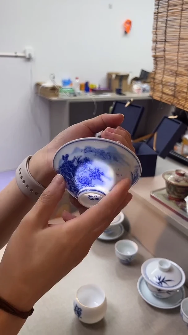 景德镇高温瓷山水斗笠