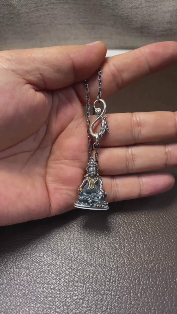 【闪购商品】诺拉（多样性发货，发其一）