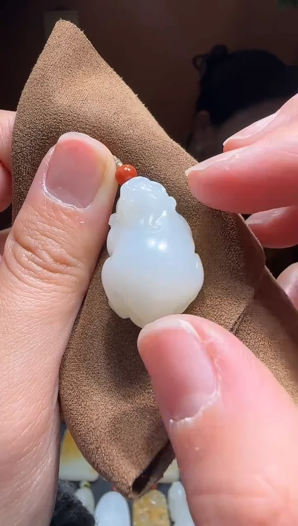 颈饰未镶嵌和田玉孤****5貔貅