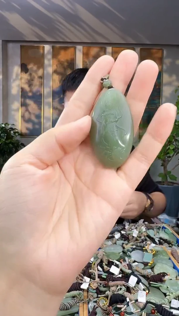 未镶嵌和田玉挂件拍一发一
