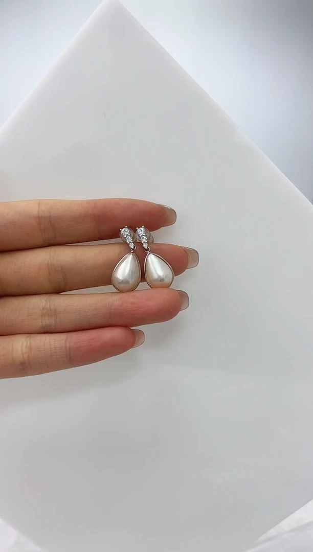 【闪购商品】拼合珍珠（马贝珠）DA银S925镶嵌耳钉 C896