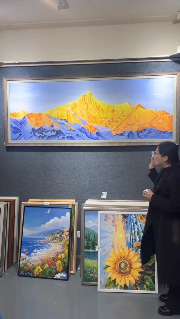 布日照金山是的是是的是