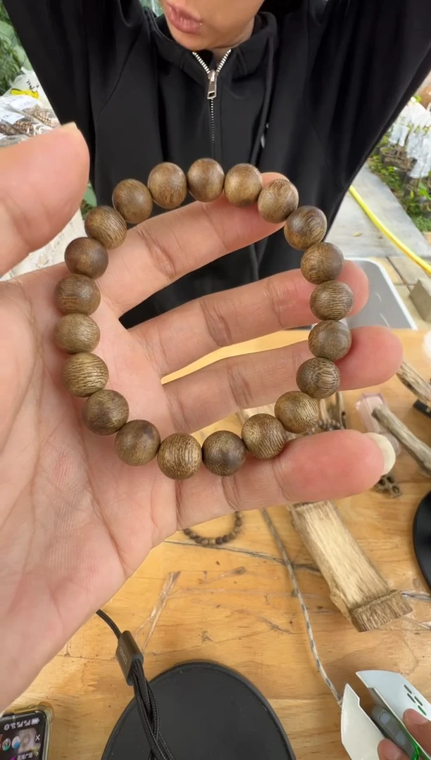 沉香沉香碎屑惠州透顶绿09圆珠单圈多样性发一
