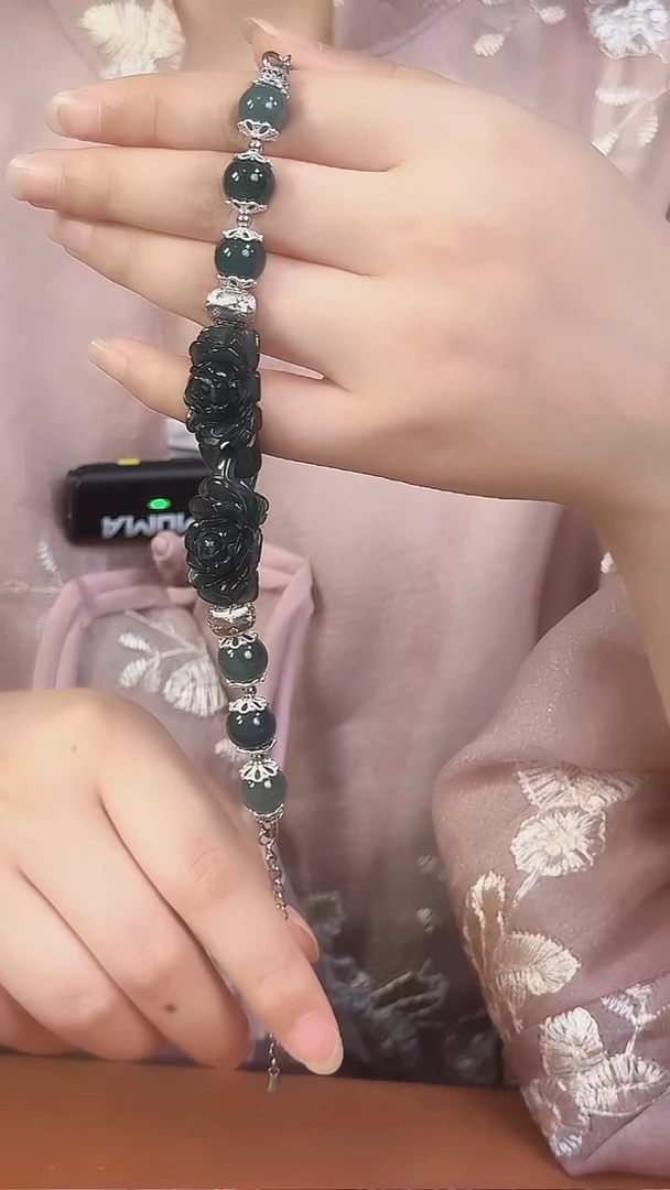 吊坠(不含链)未镶嵌翡翠翡翠环环相扣手牌