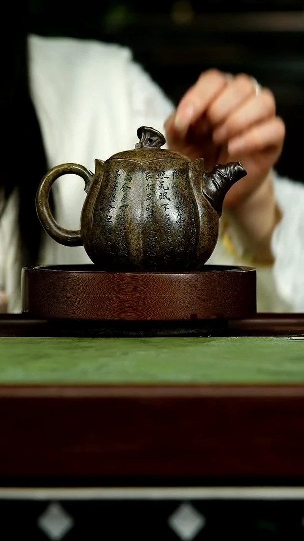 茶壶紫砂大****行n107荷塘清趣鸣远*戴静波