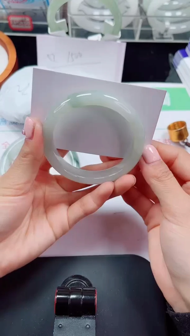 未镶嵌手镯石英质玉39-56/57