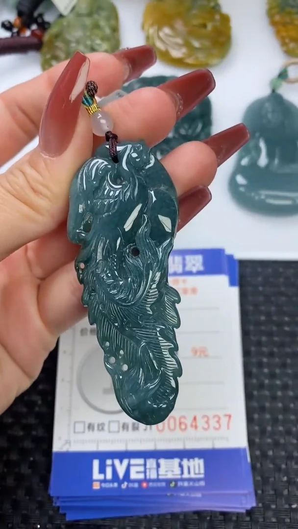 【闪购商品】翡翠颈饰未镶嵌1111111111111111